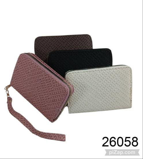 Imagen de MONEDERO NEGRO/ROSA/BLACO 3.26